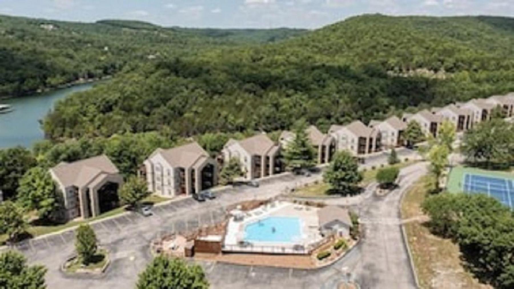 Beautiful Branson Getaway-Next To Silver Dollar City &Tablerock-Family Amenities 外观 照片
